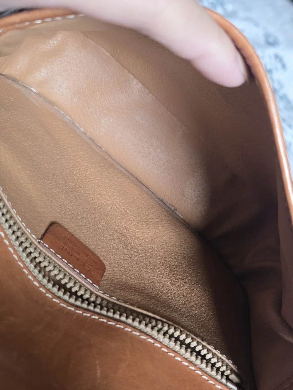 Celine classic saddle